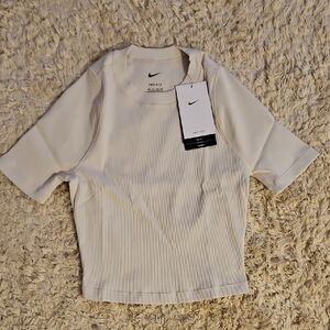Nike Women's Short Sleeve Cream Tee